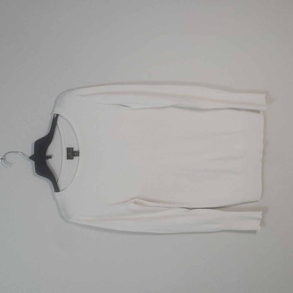 Long sleeved white